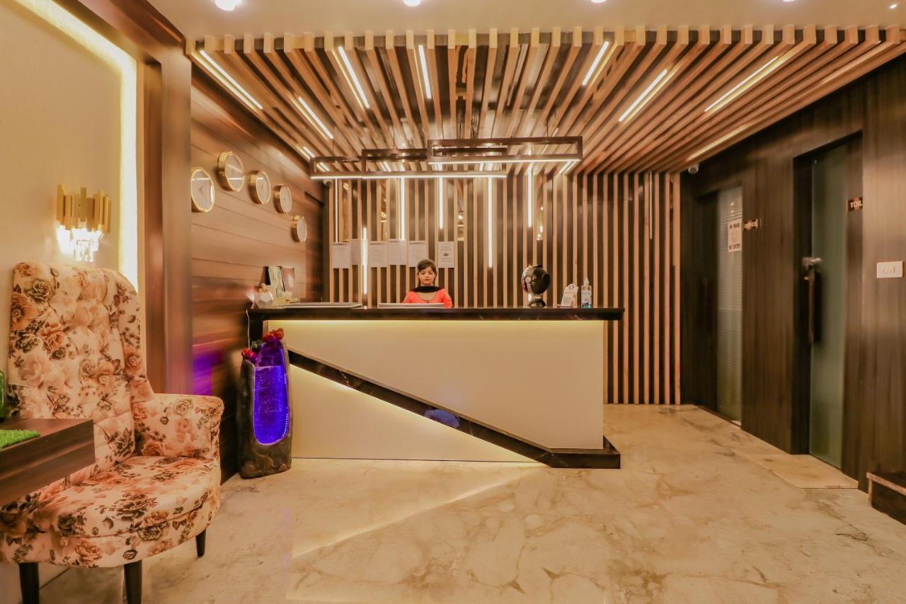 Capital O 81450 Hotel Western Galaxy Amritsar Exterior foto